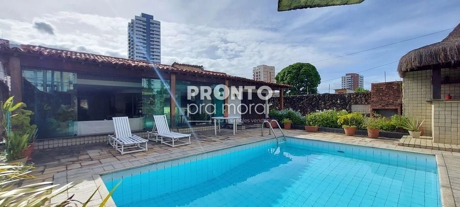 Casa em Candeias