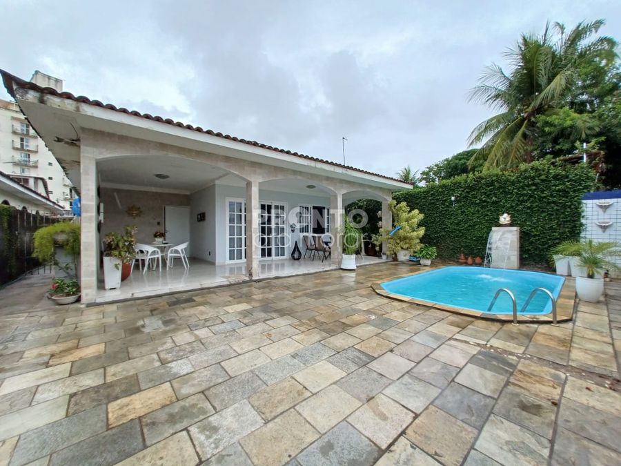 Casa em Candeias