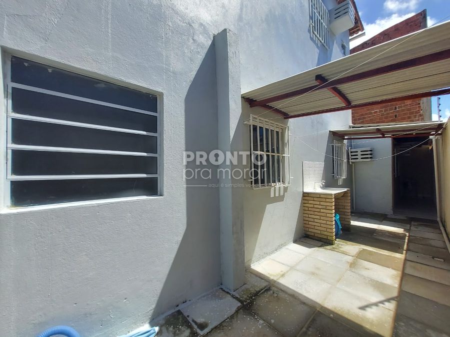 Casa, 5 quartos, 204 m² - Foto 3